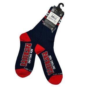 New England Patriots For Bare Feet Crew Socks NWT NFL Large 10-13 Navy Red Logo